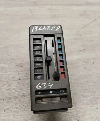 Chevrolet Blazer Climate control unit