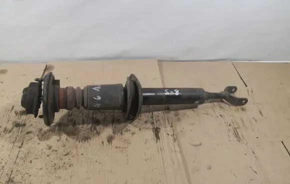 Volkswagen PASSAT B5 Front shock absorber/damper