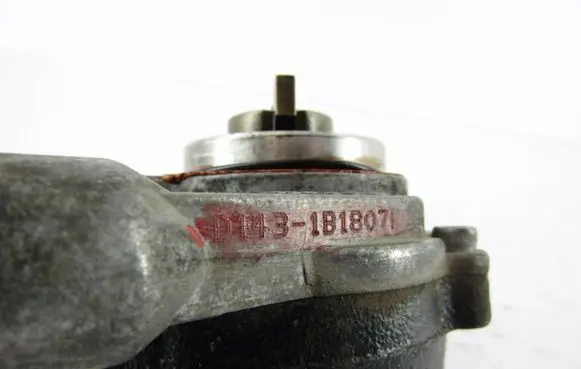 Peugeot Partner Vacuum pump D1431B18071