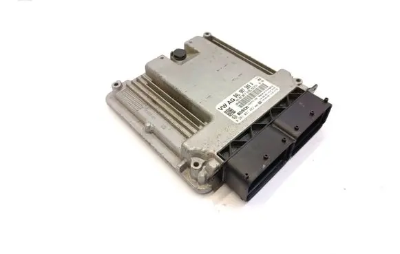 Volkswagen Touran III Engine control unit/module 04L907309P 0281031483