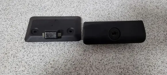 BMW 5 E39 Glove box handle 51168163017 51168163018