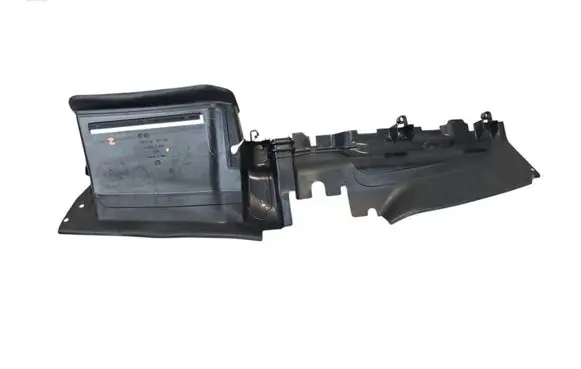 Skoda Kamiq Intercooler air channel guide 658121285B