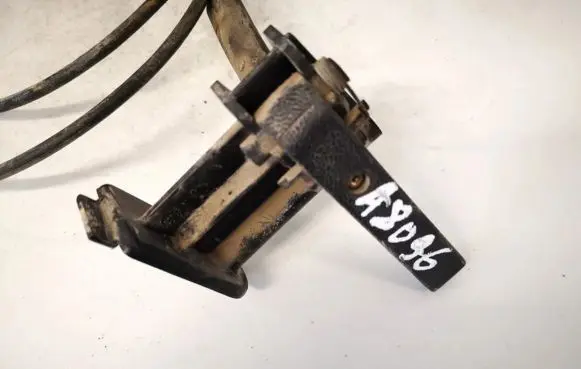 Renault 19 Engine bonnet (hood) release handle