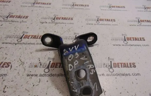 Toyota Avensis Verso Front door upper hinge