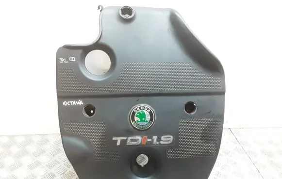 Skoda Octavia Mk1 (1U) Engine cover (trim) 012784A