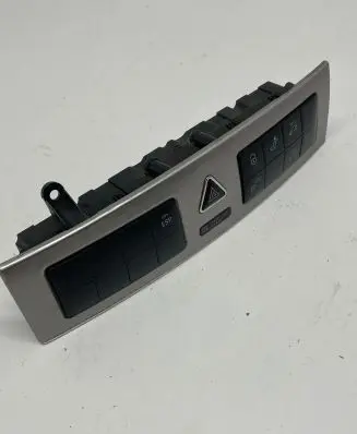 Mercedes-Benz C W203 Hazard light switch 2038214481 33631701 40519567001