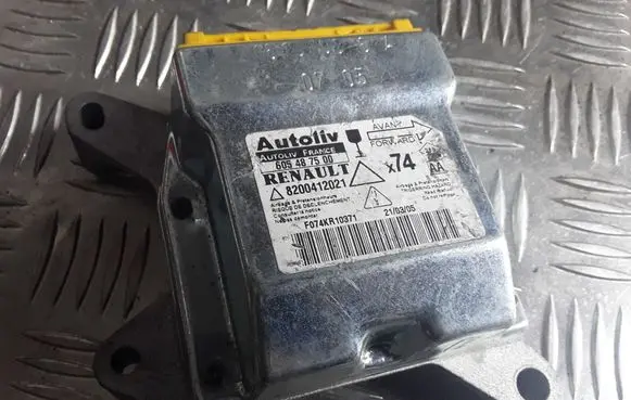 Renault Laguna II Airbag control unit/module 605487500 8200412021