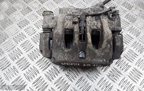 Front brake caliper