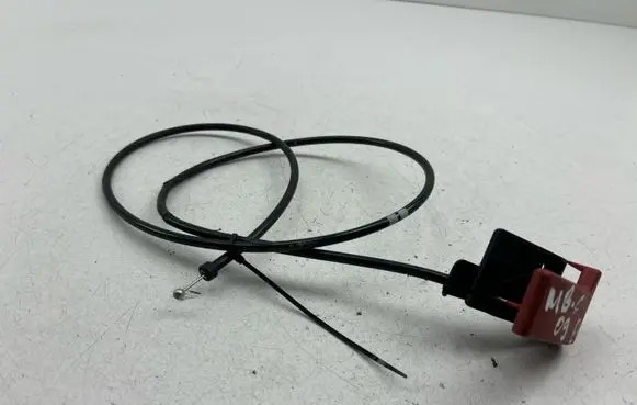 Mercedes-Benz C W204 Engine bonnet (hood) release handle 