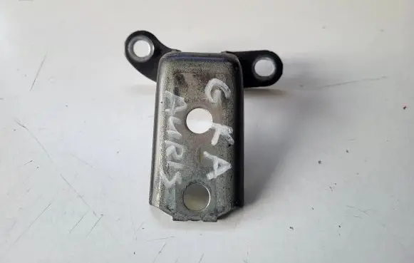 Toyota Auris E180 Rear door lower hinge