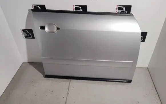Audi A2 Front door LY7W