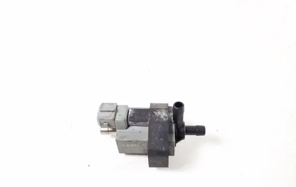 Jaguar XF X250 Turbo solenoid valve 72268701