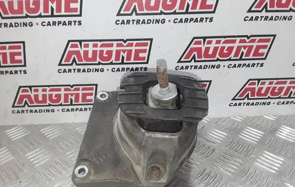BMW 5 E60 E61 Engine mounting bracket 6761117 AC46000D