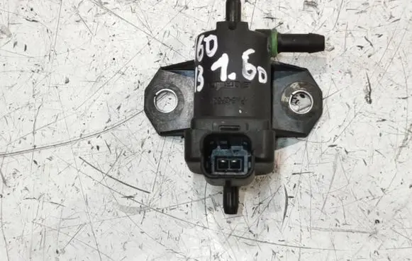 Volvo V60 Vacuum valve 9688124580
