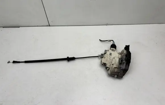 Skoda Superb B6 (3T) Front door lock 3C1837016A