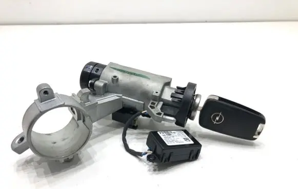 Opel Insignia A Ignition lock 20939745