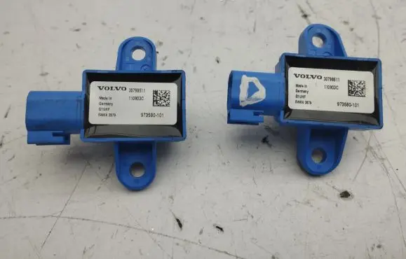 Volvo XC60 Airbag deployment crash/impact sensor 30798511
