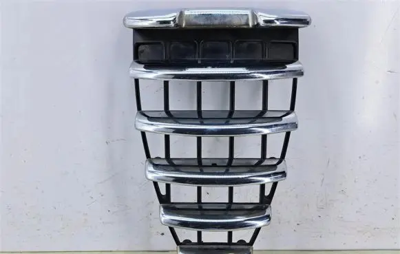 Alfa Romeo 147 Front bumper upper radiator grill 46556597