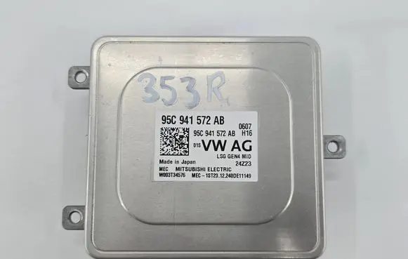 Audi A5 LED ballast control module 95C941572AB