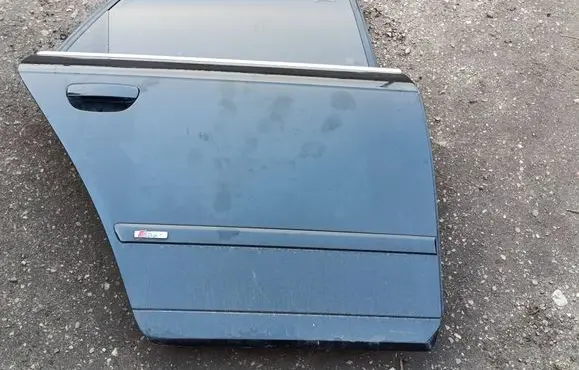 Audi A4 S4 B7 8E 8H Rear door