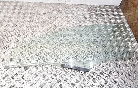Honda Civic Front door window glass four-door 43r007951