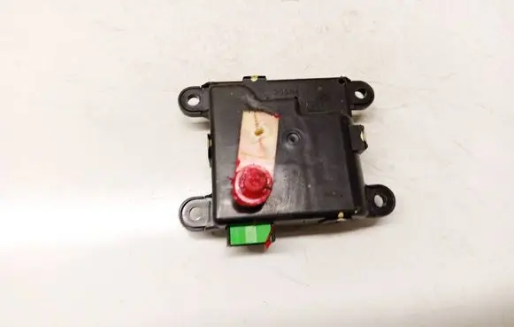 Opel Agila B Air flap motor/actuator 2S98030820