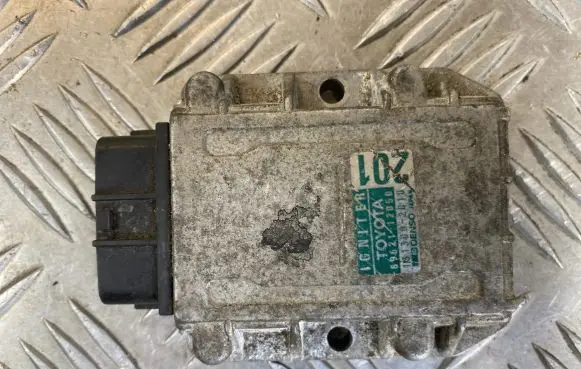 Toyota Previa (XR10, XR20) I Ignition amplifier control unit 8962112050 1513002010