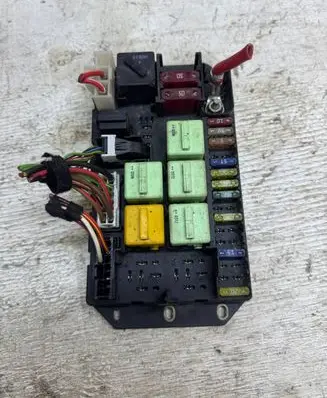 Land Rover Range Rover L322 Fuse module 518776109 005102032 GE000350