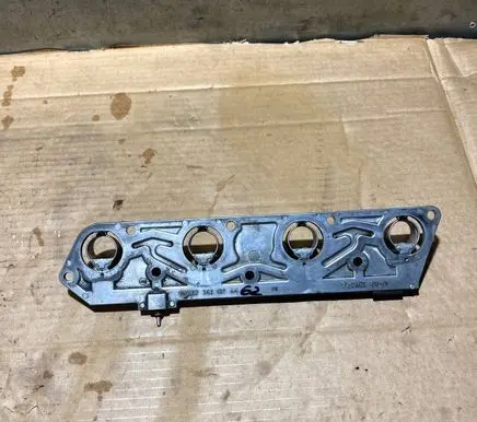Mercedes-Benz 190 W201 Other engine bay part 1021410244 M102