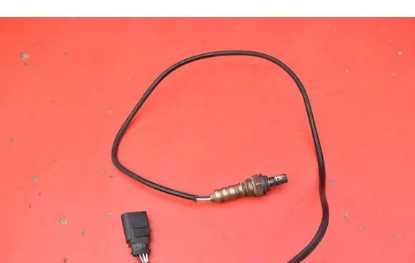 Audi A4 S4 B7 8E 8H Lambda probe sensor 06E906265E