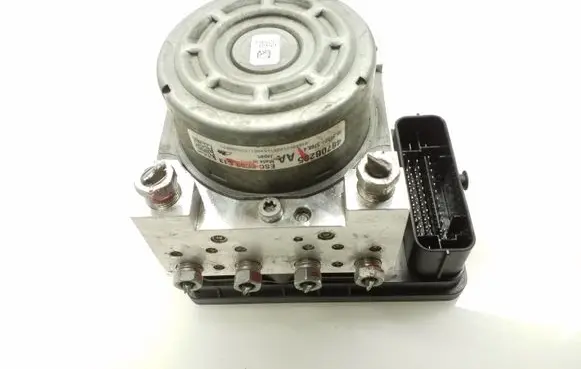 Mitsubishi Outlander ABS Pump 4670B295