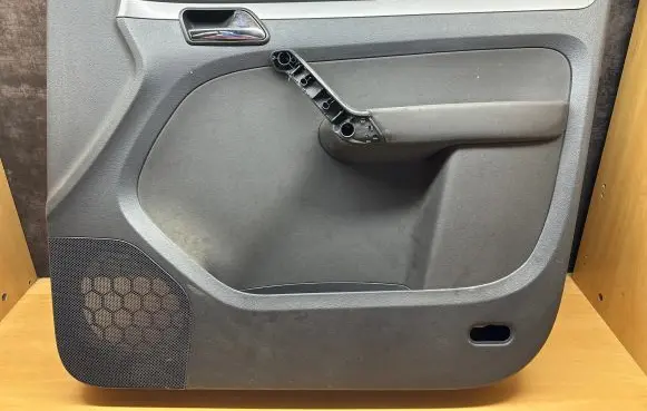 Volkswagen Touran I Front door card panel trim 2867012012