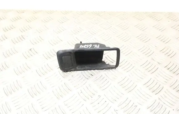 Ford Focus Front door interior handle trim 3M51202B04AW