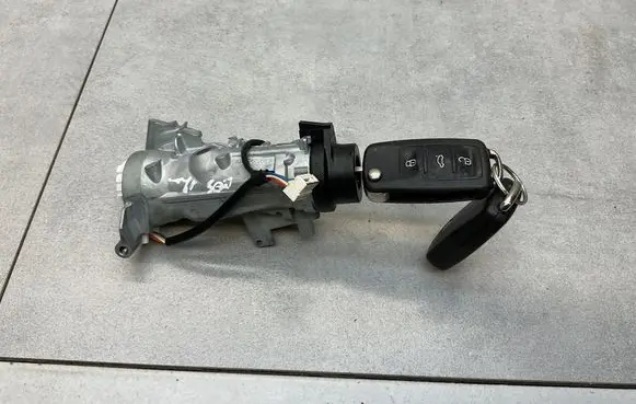 Volkswagen Eos Ignition lock 1K0905851B
