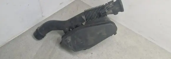 Toyota Prius (XW30) Intake resonator 1789337040