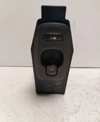 Volvo V70 Electric window control switch 30746075