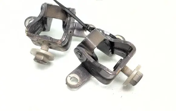 Skoda Superb B6 (3T) Tailgate/trunk/boot hinge 3T0827302B 3T0827301B