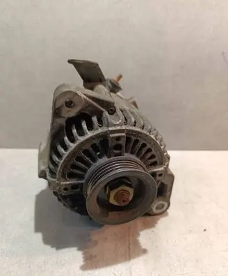 Toyota Yaris Generator/alternator 2706021031 1022119070