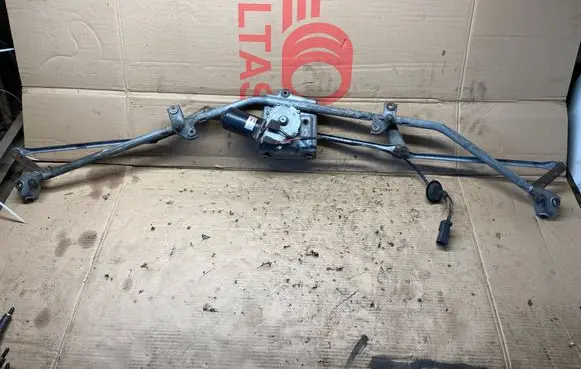 Chrysler Grand Voyager III Front wiper linkage 23404097 7039B