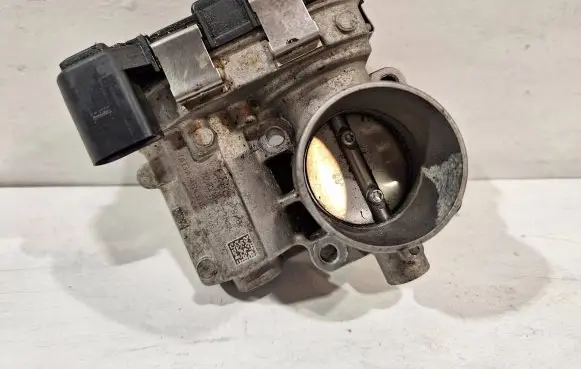 Fiat 500 Throttle body valve 44TCF3F31B