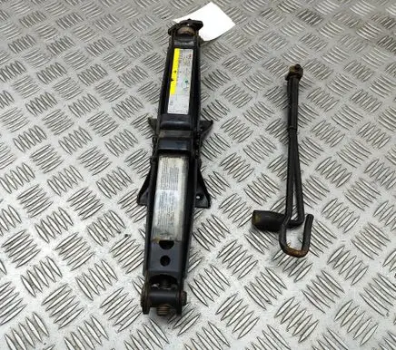 Audi A3 S3 8V Lift Jack 8V0011031B 4H0011221