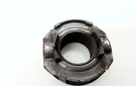Volkswagen PASSAT B6 clutch release bearing 043151180202 02A141165A