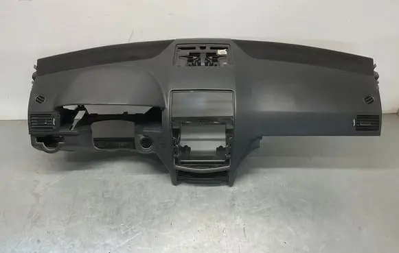 Mercedes-Benz C W204 Dashboard A2048320545 6470003080