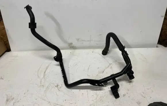 Volkswagen Golf VII Engine coolant pipe/hose 5Q0122051 5Q0121064