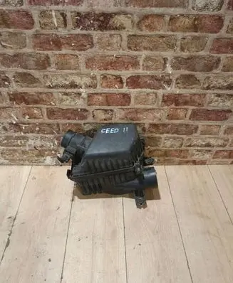 KIA Ceed Air filter box cover 