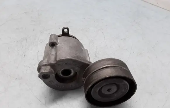 Renault Scenic III - Grand scenic III Alternator belt tensioner 