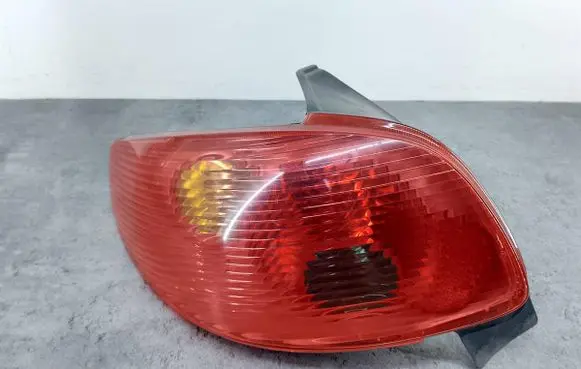 Rear/tail lights