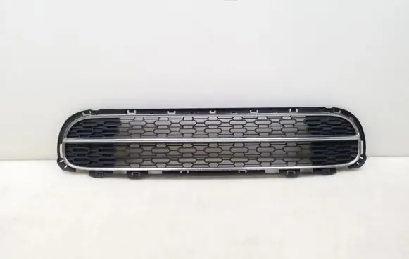 Front bumper lower grill