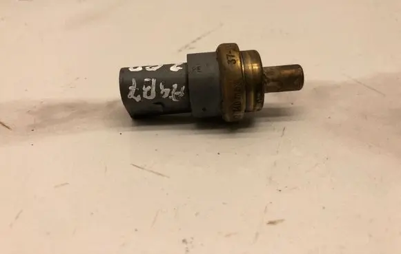 Audi A4 S4 B7 8E 8H Coolant level sensor 06A919501