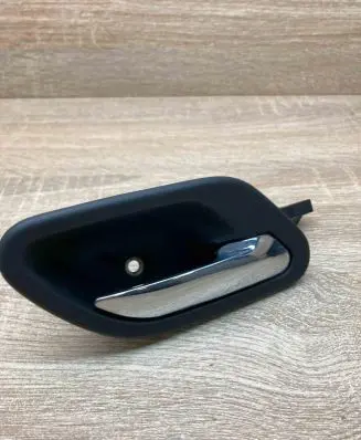 BMW 5 E39 Front door interior handle 8226050